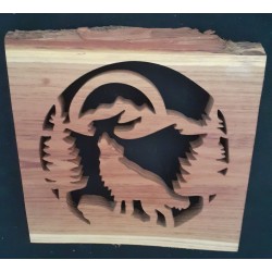 Loup hurlant sa meute