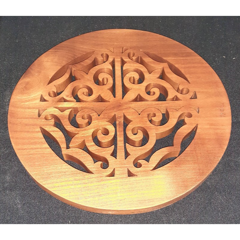 Dessous de plat motif FdL en merisier