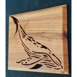 Cadre Baleine en dentelle sur bois